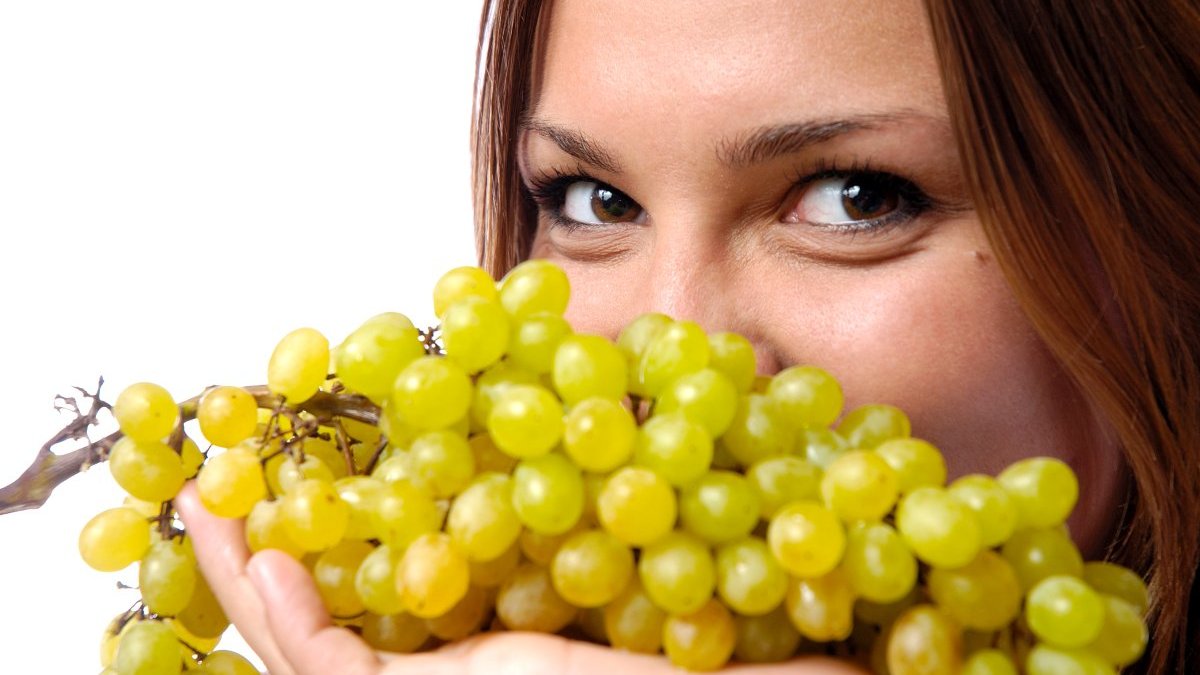 Top Grape Diet Books for Weight Loss and to Boost Your Health